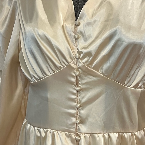 Retro style cream satin dress size L - Picture 3 of 4